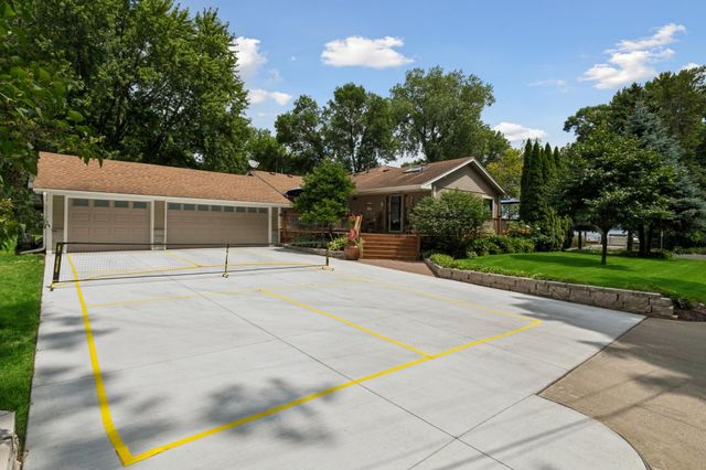 3001 Island View Drive, Mound, MN 55364