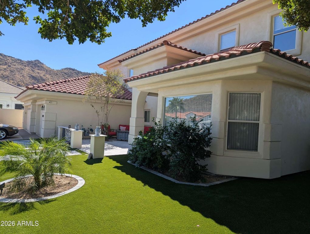 5329 W ROSE GARDEN Lane, Glendale, AZ 85308 — photo 3