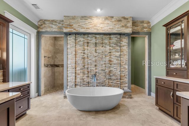 7 Normandy Cir, Bluffton, SC 29910