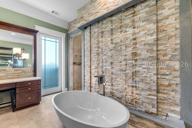 7 Normandy Cir, Bluffton, SC 29910