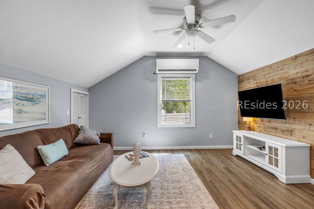 7 Normandy Cir, Bluffton, SC 29910