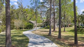 7 Normandy Cir, Bluffton, SC 29910