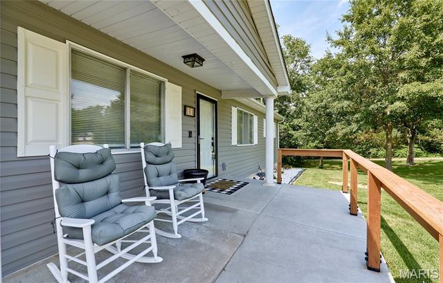 11 Lakota Acres, Troy, MO 63379