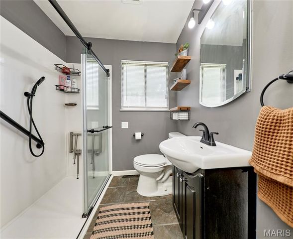 11 Lakota Acres, Troy, MO 63379