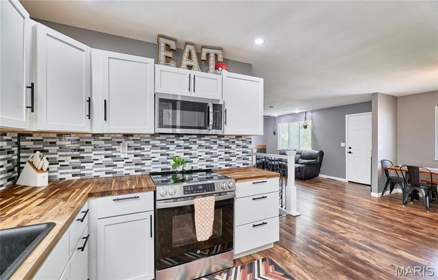 11 Lakota Acres, Troy, MO 63379