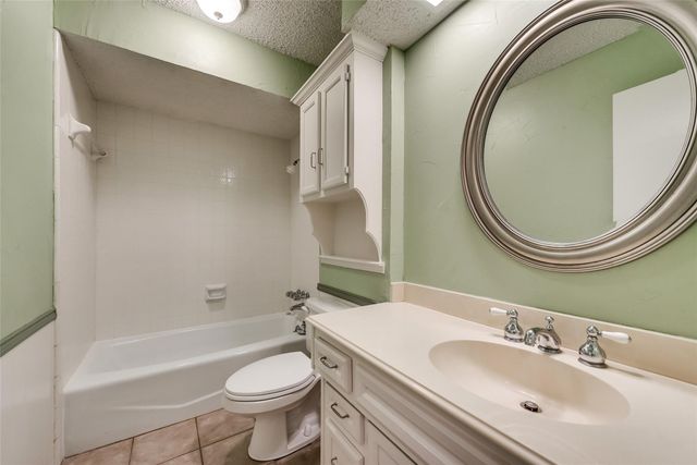 1006 Mayapple Drive, Garland, TX 75043