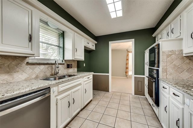 1006 Mayapple Drive, Garland, TX 75043