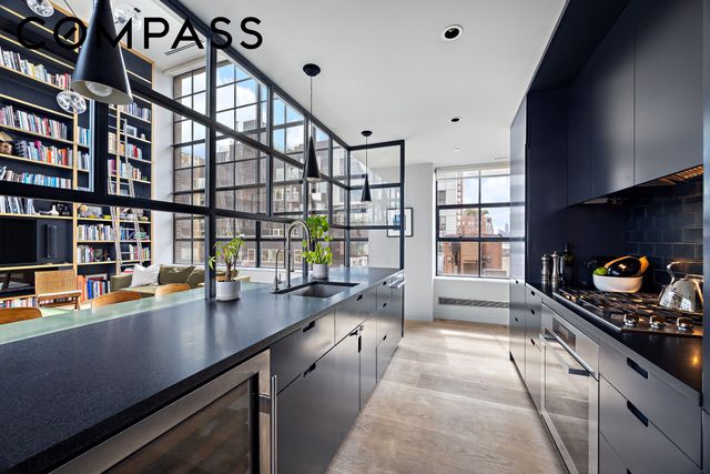 456 W 19th Street PHG, New York City, NY 10011
