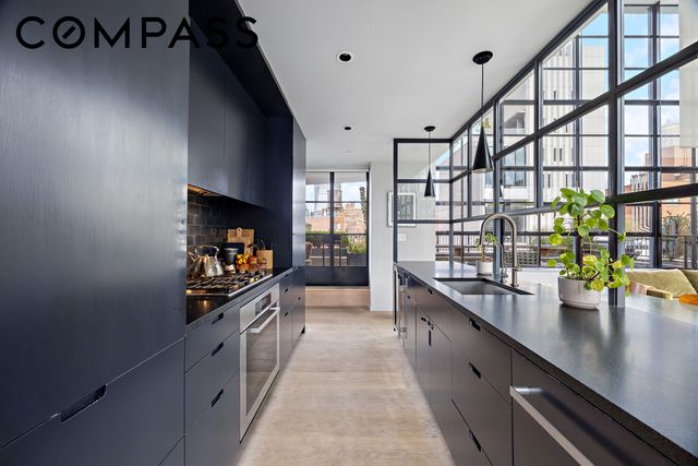 456 W 19th Street PHG, New York City, NY 10011