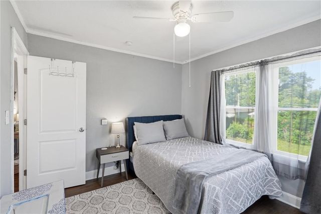 6638 Broadmoor Street, Kansas City, MO 64131