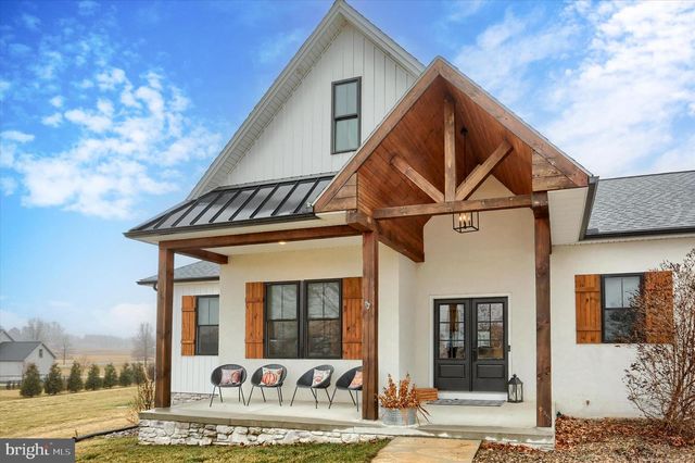 23 PEYTON DR, Carlisle, PA 17015