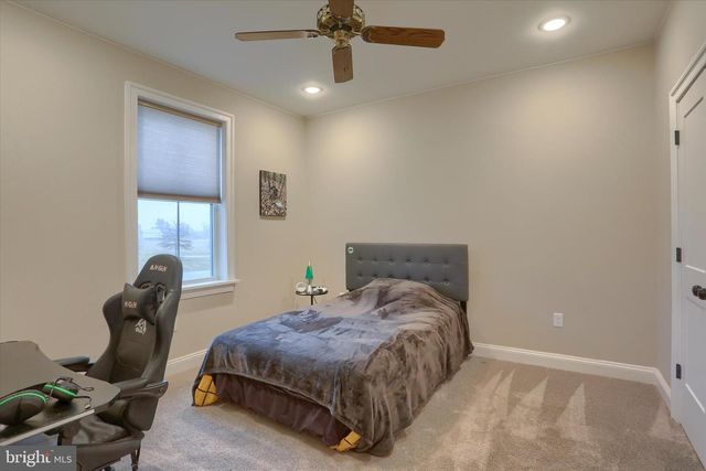 23 PEYTON DR, Carlisle, PA 17015