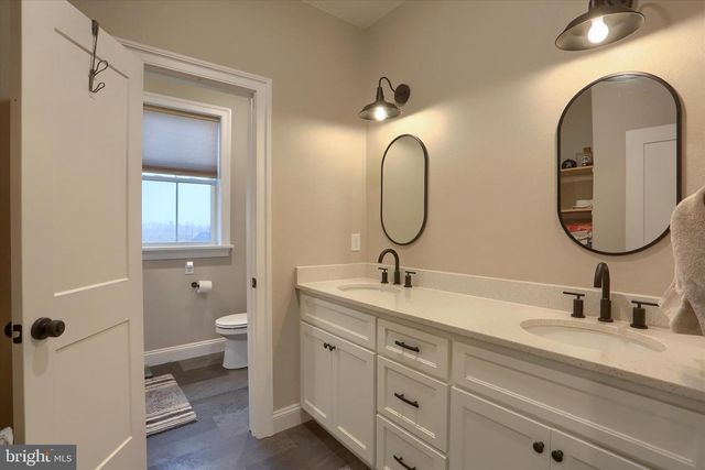 23 PEYTON DR, Carlisle, PA 17015