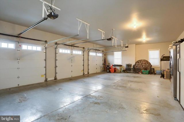 23 PEYTON DR, Carlisle, PA 17015