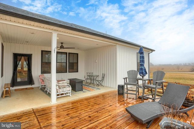 23 PEYTON DR, Carlisle, PA 17015