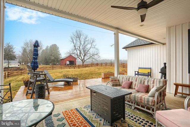 23 PEYTON DR, Carlisle, PA 17015