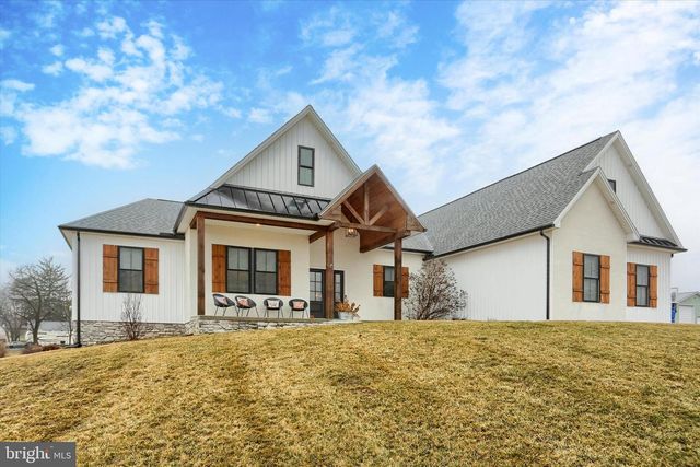 23 PEYTON DR, Carlisle, PA 17015