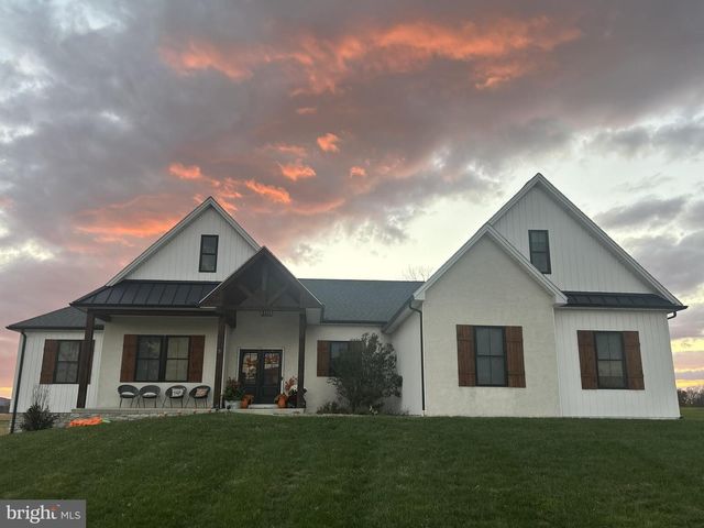 23 PEYTON DR, Carlisle, PA 17015