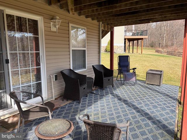 36 HOAG LN, Aston, PA 19014