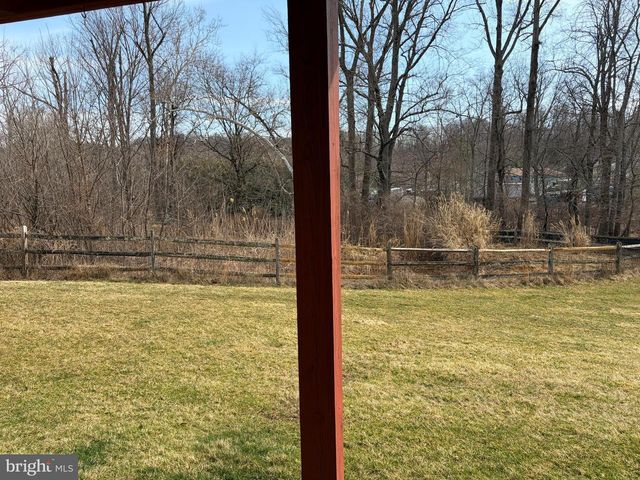 36 HOAG LN, Aston, PA 19014