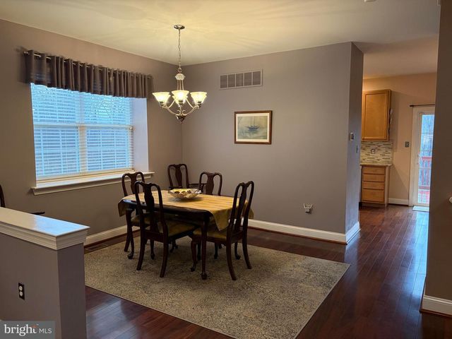 36 HOAG LN, Aston, PA 19014