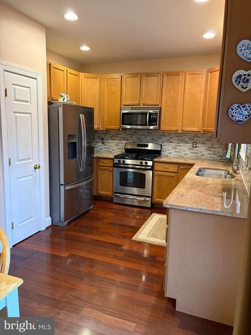 36 HOAG LN, Aston, PA 19014