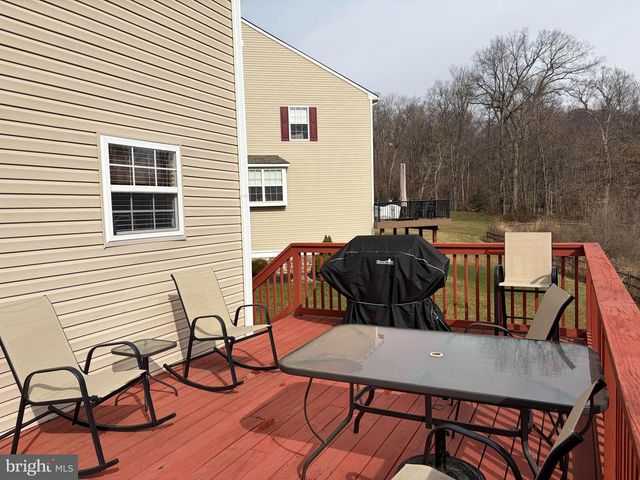 36 HOAG LN, Aston, PA 19014