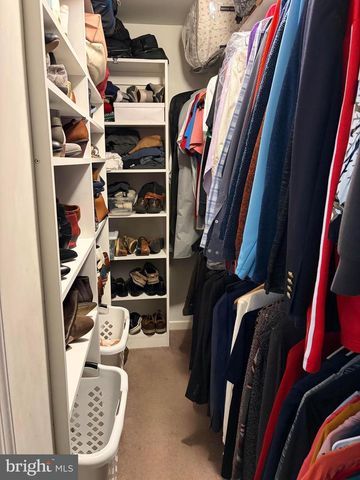 36 HOAG LN, Aston, PA 19014