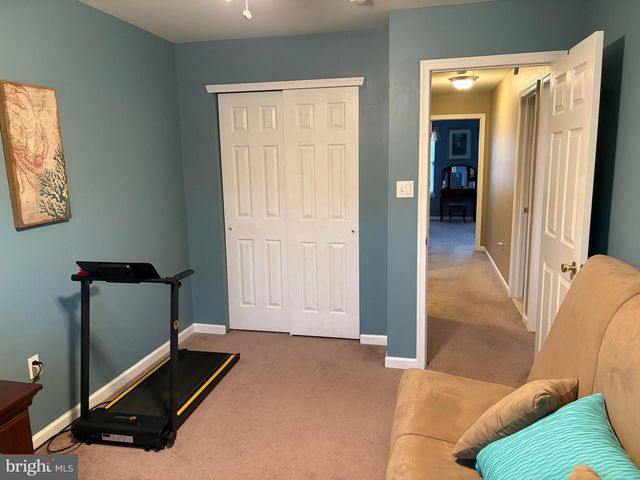 36 HOAG LN, Aston, PA 19014