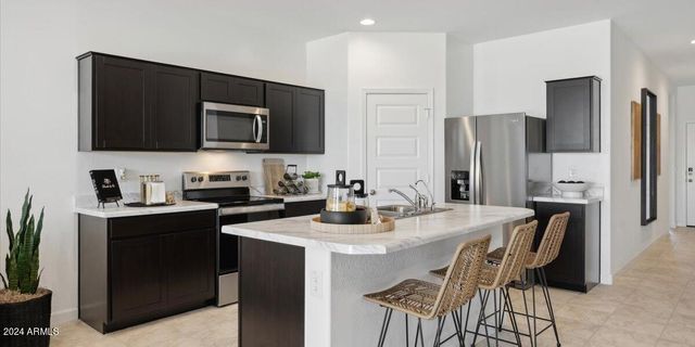 5519 E Cinder Lane, San Tan Valley, AZ 85140