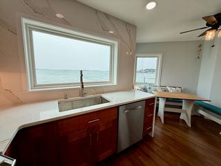 6 Marina Dr 6, Hull, MA 02045
