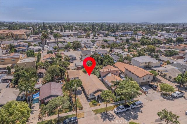 1618 W 3rd, Santa Ana, CA 92703