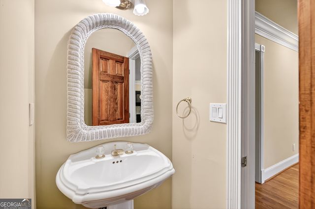 110 Park Ridge Circle, Marietta, GA 30068