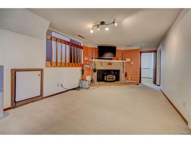 4738 Dover Dr, Colorado Springs, CO 80916
