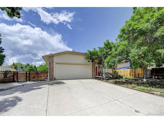 4738 Dover Dr, Colorado Springs, CO 80916