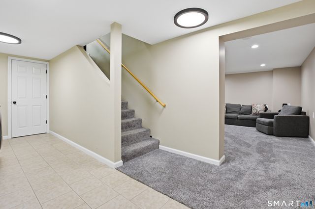 41 Hemlock Trail, Trumbull, CT 06611