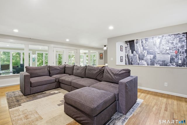 41 Hemlock Trail, Trumbull, CT 06611