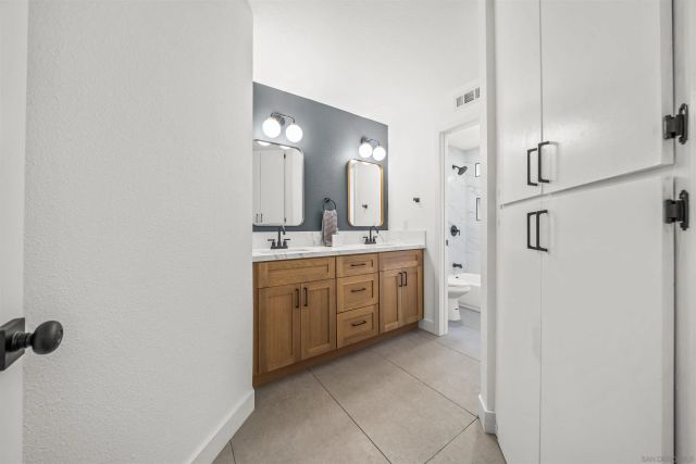 1513 Powell Rd, Oceanside, CA 92056