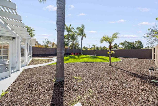 1513 Powell Rd, Oceanside, CA 92056