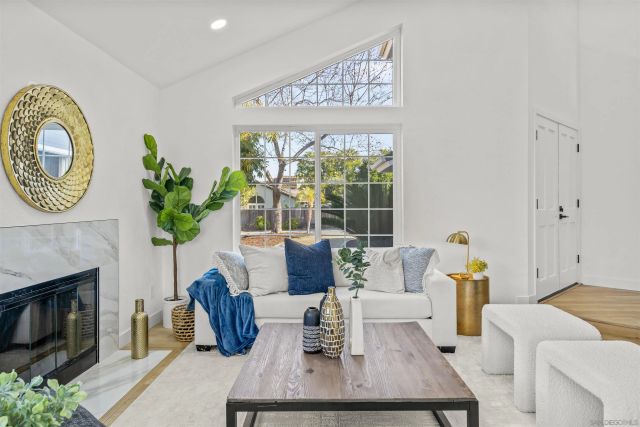 1513 Powell Rd, Oceanside, CA 92056