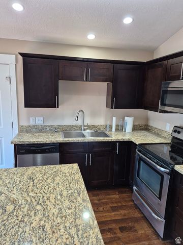 1896 E JUNIPER DR, Eagle Mountain, UT 84005