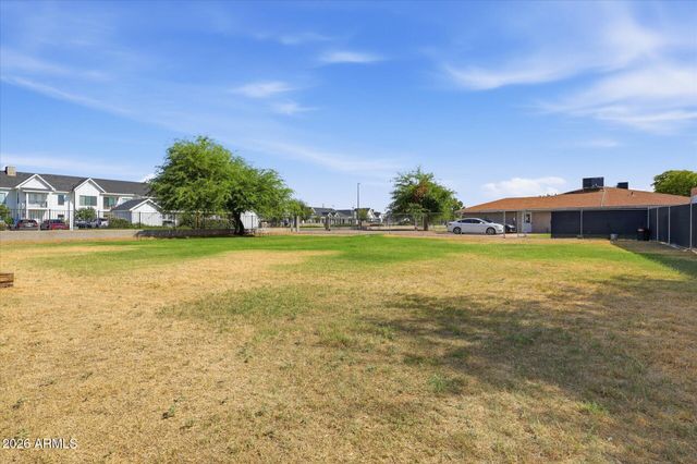 14 S 29TH Place, Gilbert, AZ 85296