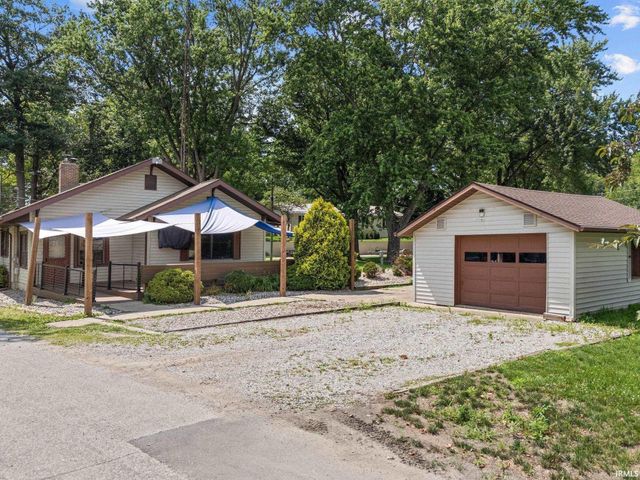 38 EMS T32C Lane, Leesburg, IN 46538