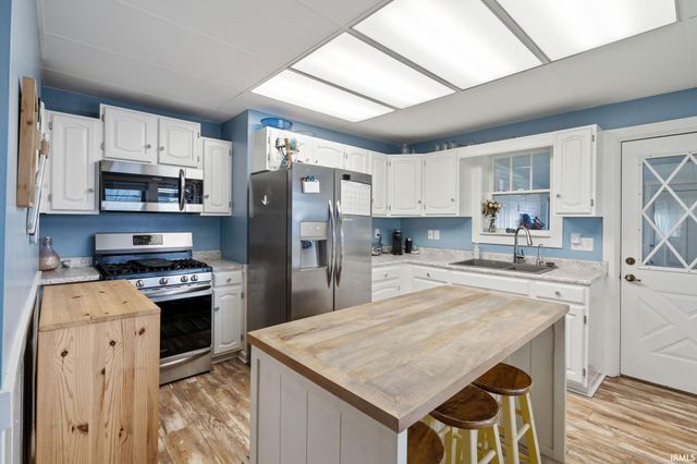 38 EMS T32C Lane, Leesburg, IN 46538