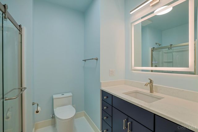 4143 Parkview Drive, Blue Ash, OH 45242