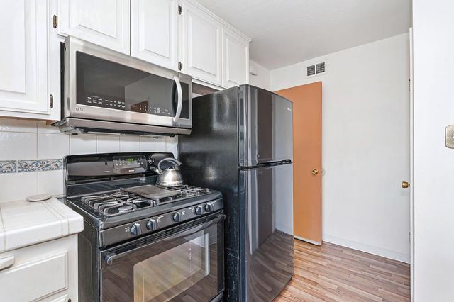 1333 Wesley Ln, Auburn, CA 95603
