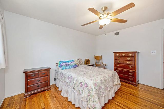 1333 Wesley Ln, Auburn, CA 95603