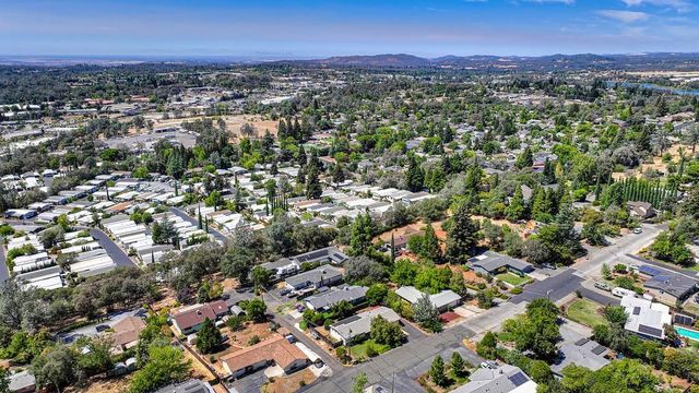 1333 Wesley Ln, Auburn, CA 95603