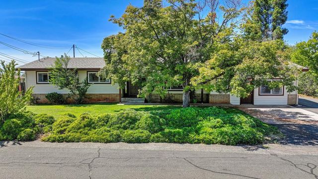 1333 Wesley Ln, Auburn, CA 95603
