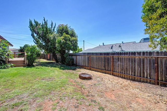 1333 Wesley Ln, Auburn, CA 95603